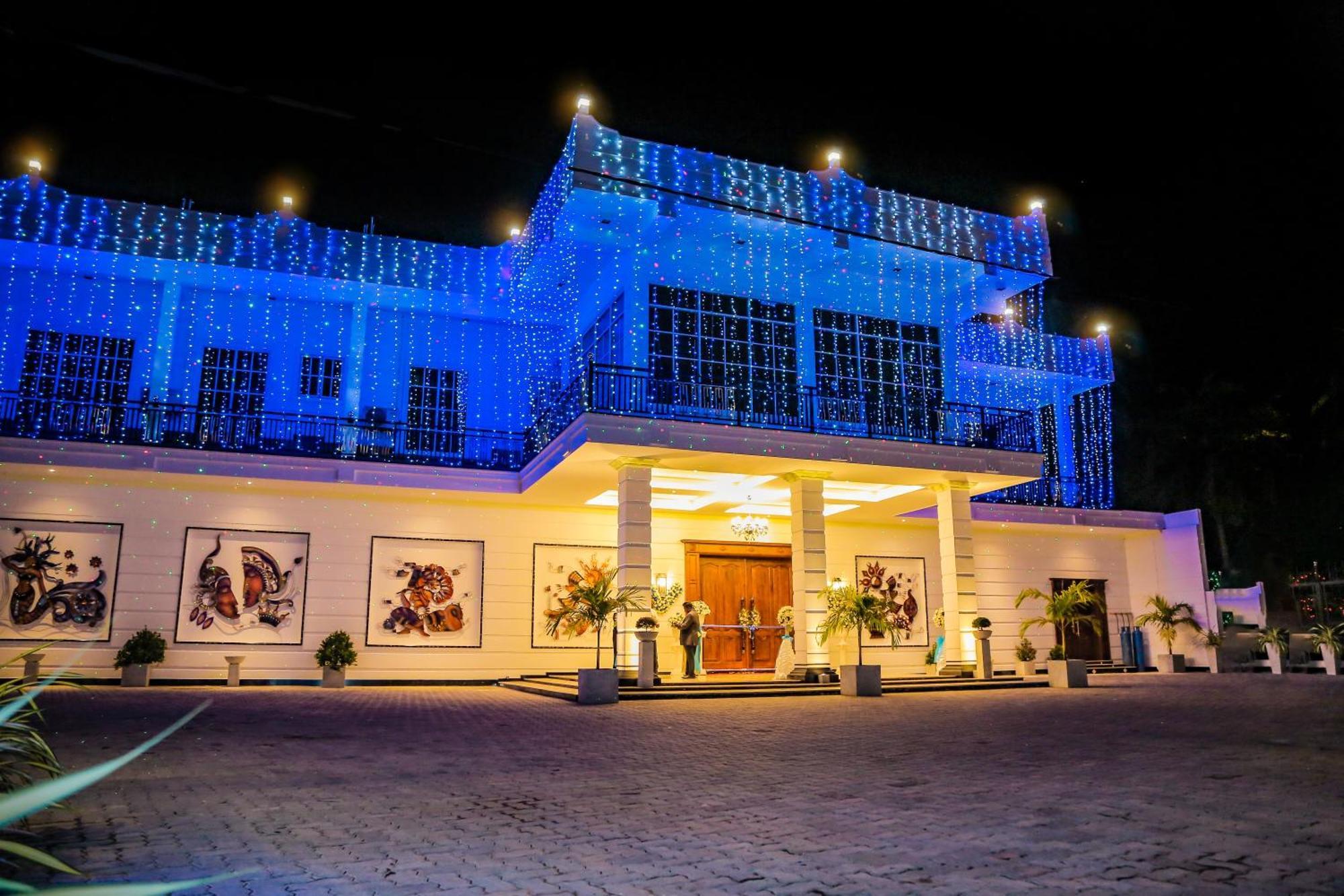 Aurora Banquet And Hotel Chilaw Eksteriør billede